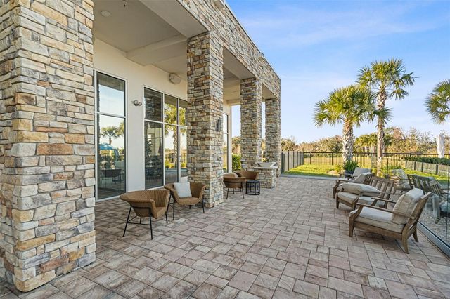 2437 YELLOW BRICK ROAD, St Cloud, FL 34772