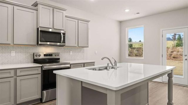 187 Bristol Boulevard, Winder, GA 30680