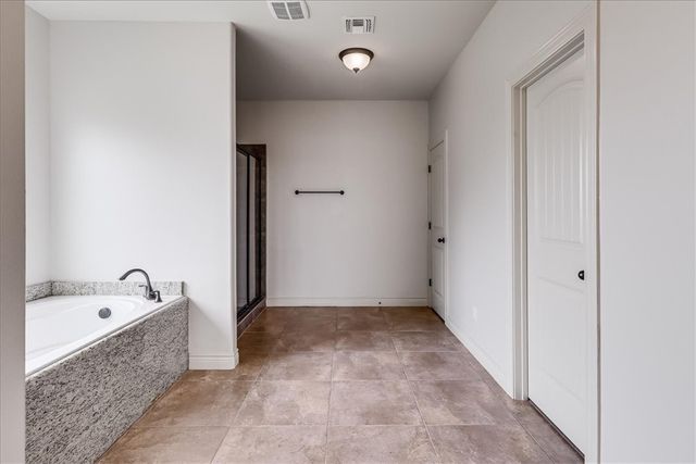 6241 Lago Vista Dr, Corpus Christi, TX 78414