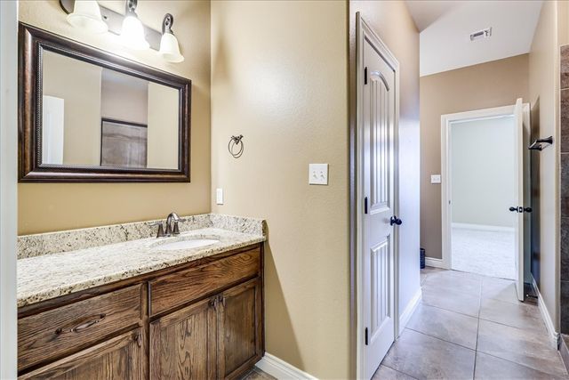 6241 Lago Vista Dr, Corpus Christi, TX 78414