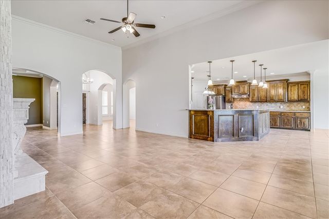 6241 Lago Vista Dr, Corpus Christi, TX 78414