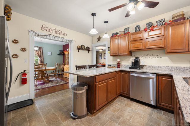 860 North Main Street, Killingly, CT 06239