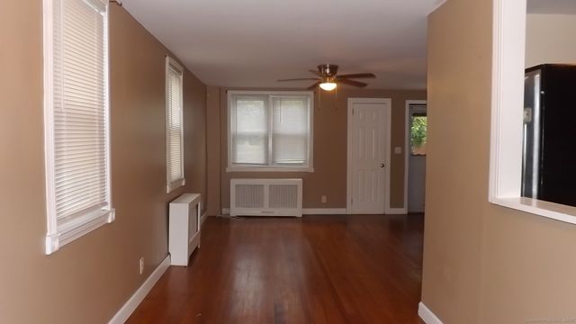 132 Virginia Avenue 132, Bridgeport, CT 06610