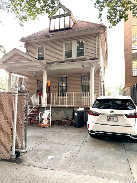 15311 88th Avenue, Jamaica, NY 11432 — photo 2