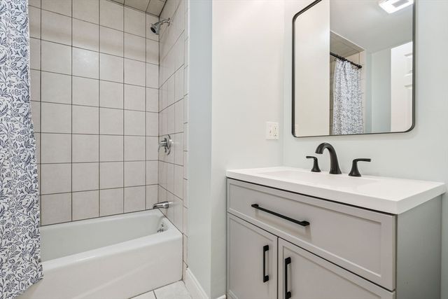 172 Cottage Street 2, Boston, MA 02128