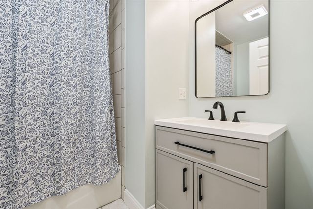 172 Cottage Street 2, Boston, MA 02128