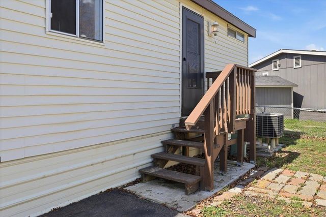 21725 E Wellesley Ave, Otis Orchards, WA 99027