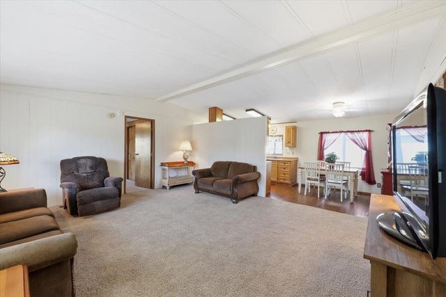 21725 E Wellesley Ave, Otis Orchards, WA 99027