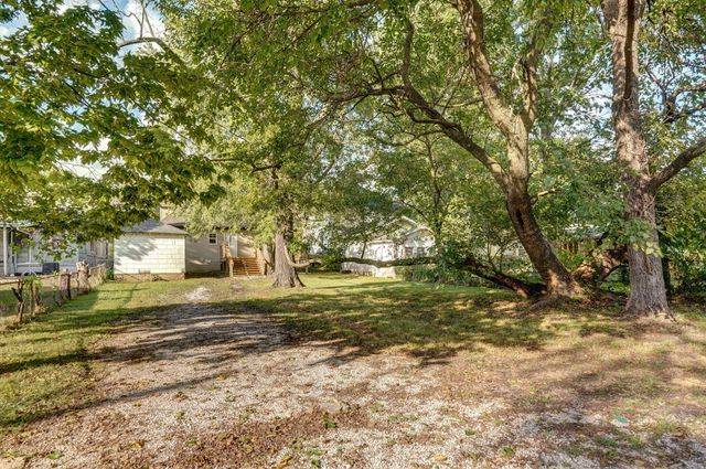 826 West Webster Street, Springfield, MO 65802
