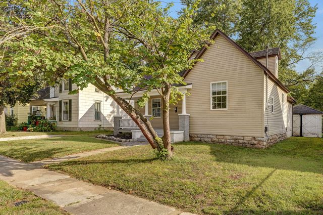 826 West Webster Street, Springfield, MO 65802