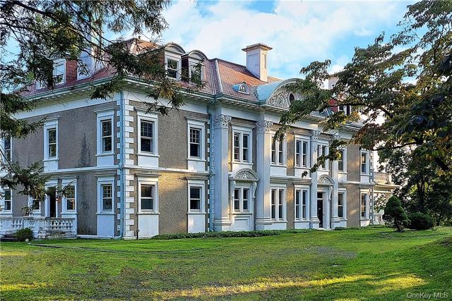 118 Tower Hill Road W, Tuxedo Park, NY 10987