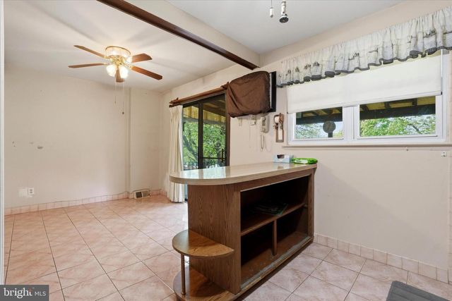 12248 SWEET BRIAR RD, Philadelphia, PA 19154