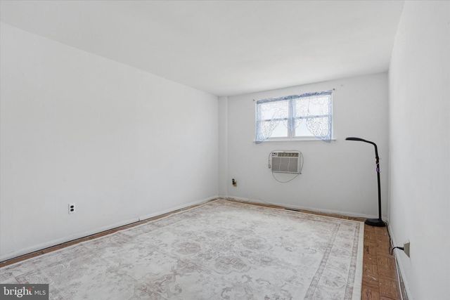 12248 SWEET BRIAR RD, Philadelphia, PA 19154