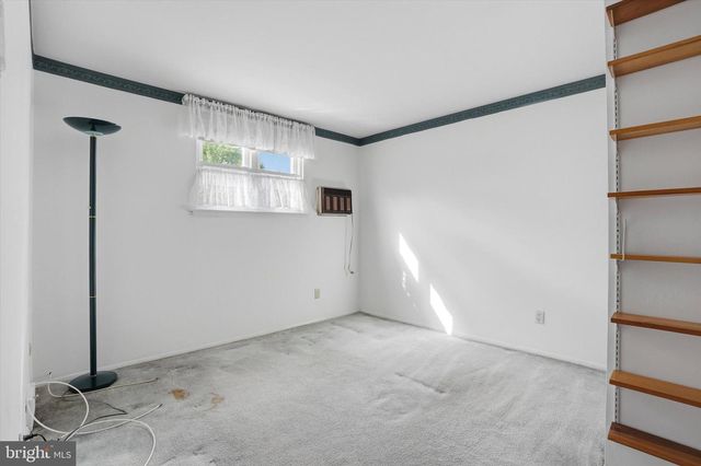 12248 SWEET BRIAR RD, Philadelphia, PA 19154