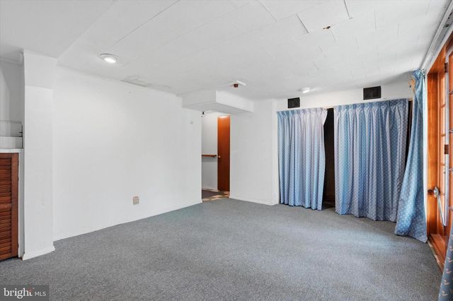 12248 SWEET BRIAR RD, Philadelphia, PA 19154