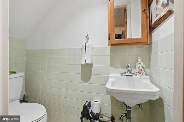 12248 SWEET BRIAR RD, Philadelphia, PA 19154