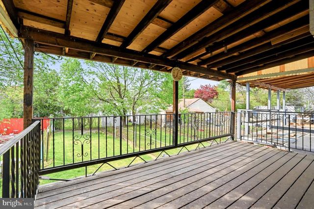 12248 SWEET BRIAR RD, Philadelphia, PA 19154