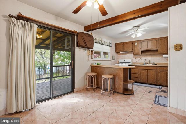 12248 SWEET BRIAR RD, Philadelphia, PA 19154