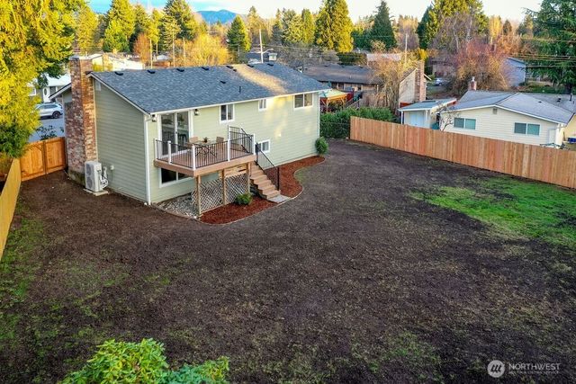 1101 VASHON Court NE, Renton, WA 98059