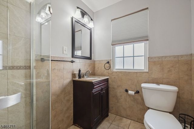 33 Adelaide St, Belleville Twp., NJ 07109