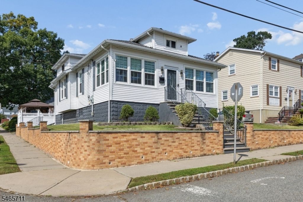 33 Adelaide St, Belleville Twp., NJ 07109 — photo 2