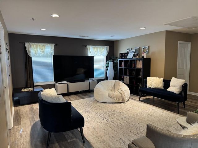 435 Wakefield Bluff Court, Alpharetta, GA 30004