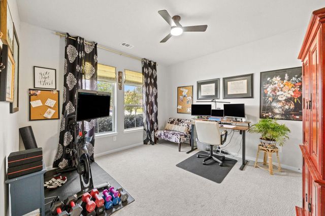 7219 Hillside Avenue, Mont Belvieu, TX 77523
