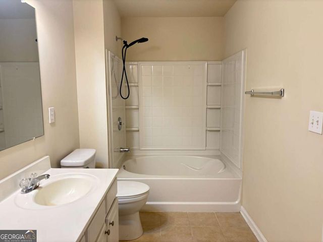 2215 Landing Walk Drive, Duluth, GA 30097