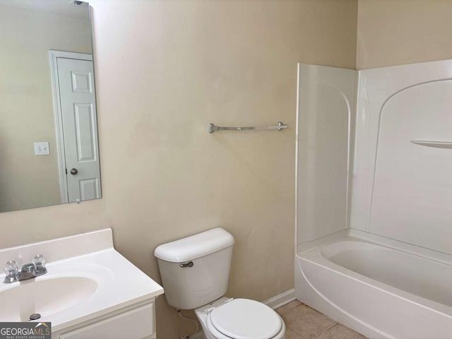 2215 Landing Walk Drive, Duluth, GA 30097