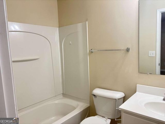 2215 Landing Walk Drive, Duluth, GA 30097