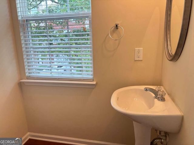 2215 Landing Walk Drive, Duluth, GA 30097