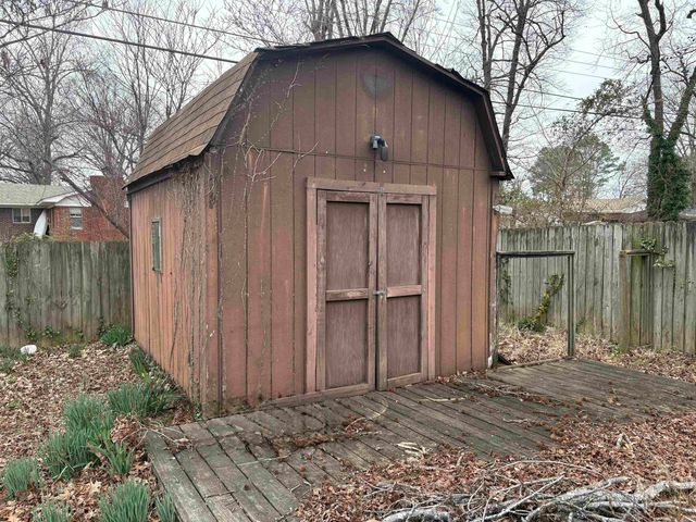 122 Cloverdale, Searcy, AR 72143