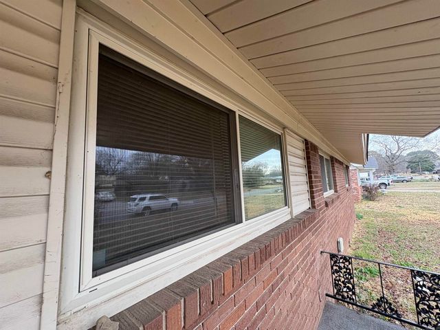 122 Cloverdale, Searcy, AR 72143