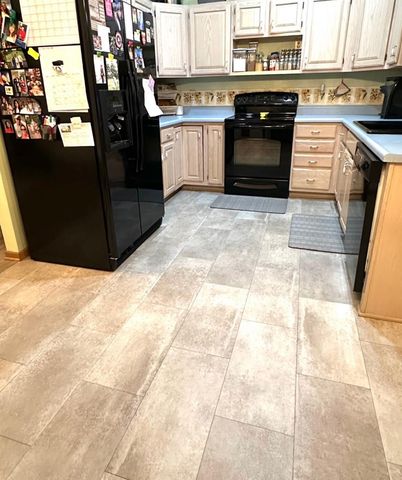 1861 August Dr., Mansfield, OH 44906