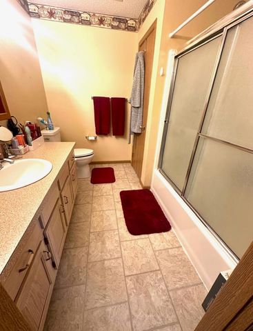 1861 August Dr., Mansfield, OH 44906