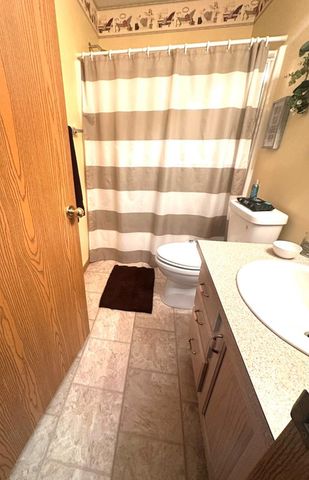 1861 August Dr., Mansfield, OH 44906