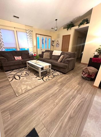 1861 August Dr., Mansfield, OH 44906