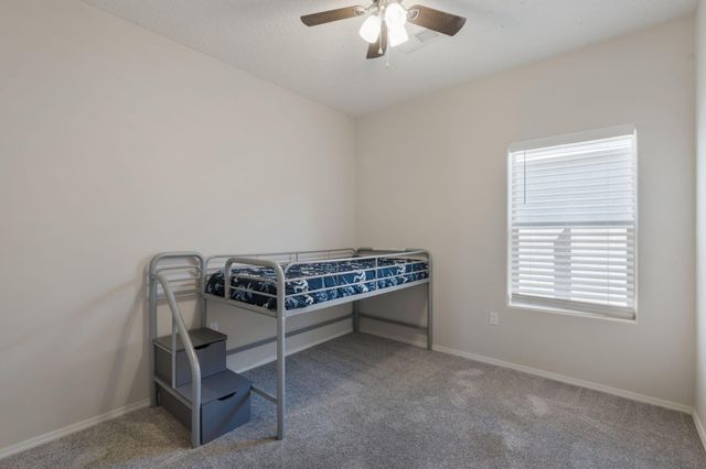 921 Firewheel Avenue SW, Los Lunas, NM 87031