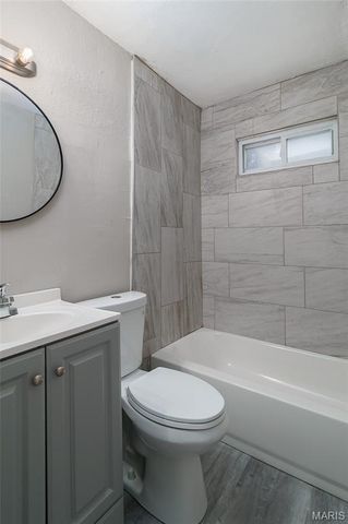 609 Belmont Place, St Louis, MO 63135