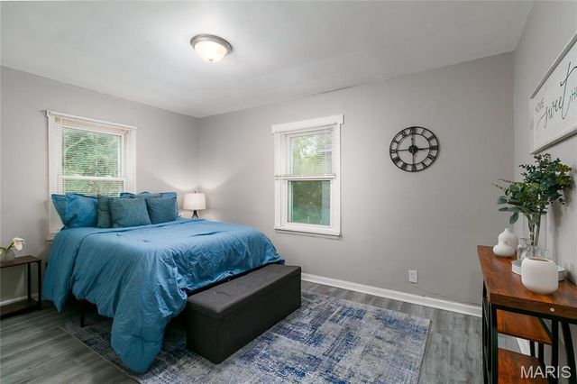 609 Belmont Place, St Louis, MO 63135