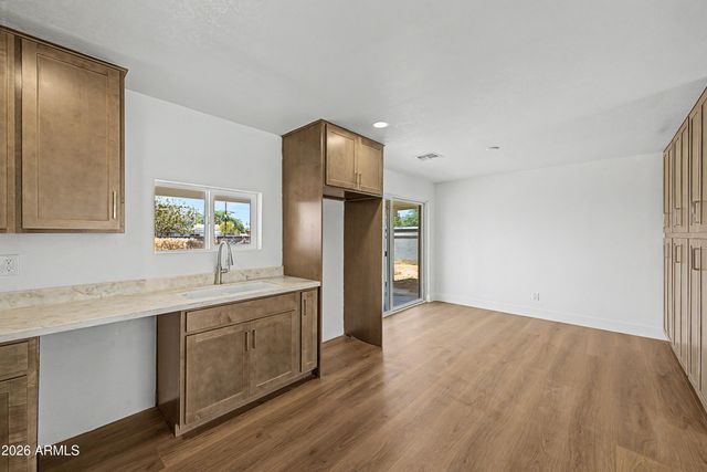 4542 N 50th Drive, Phoenix, AZ 85031
