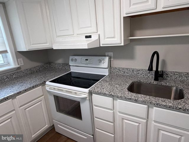 7200 SINDALL RD, Parkville, MD 21234