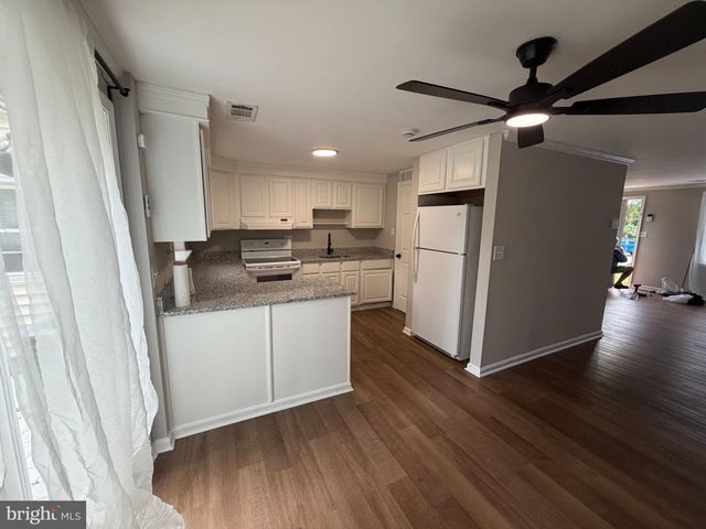 7200 SINDALL RD, Parkville, MD 21234