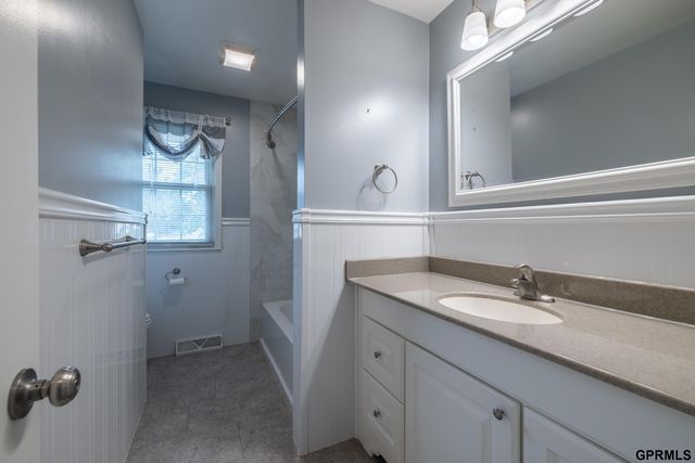 12306 Anne Street, Omaha, NE 68137