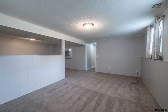 12306 Anne Street, Omaha, NE 68137