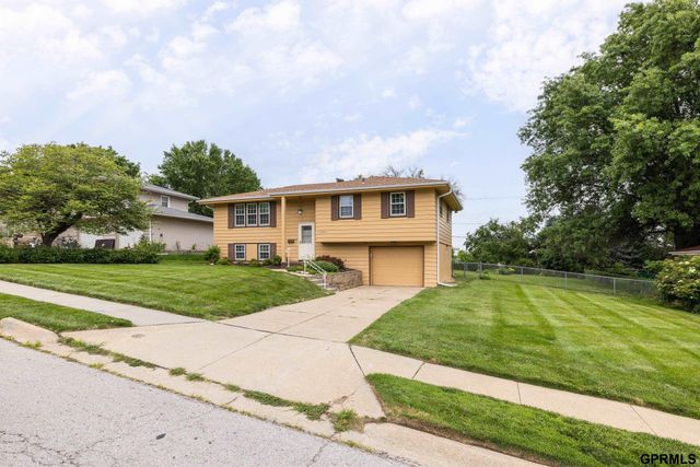 12306 Anne Street, Omaha, NE 68137