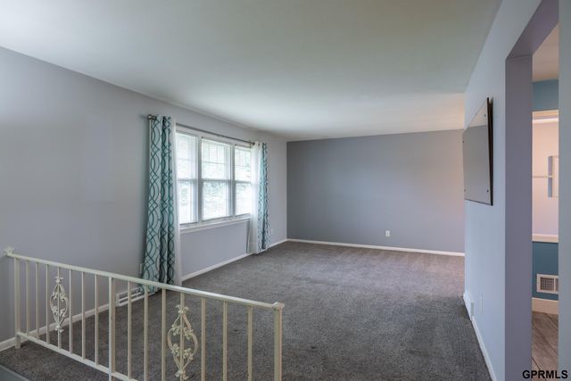 12306 Anne Street, Omaha, NE 68137