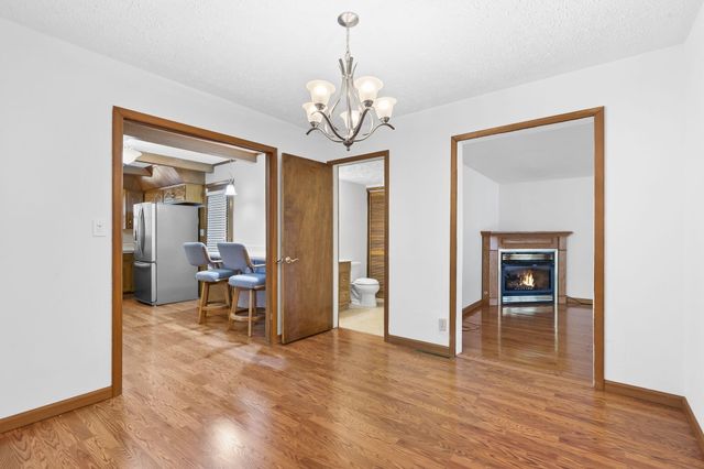 502 N Oak Grove Avenue, Springfield, MO 65802