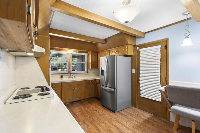 502 N Oak Grove Avenue, Springfield, MO 65802