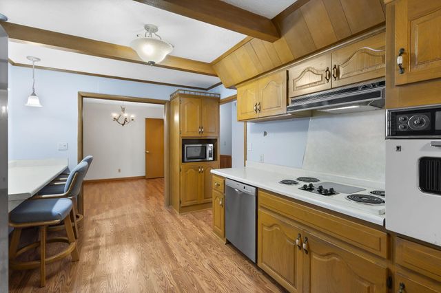 502 N Oak Grove Avenue, Springfield, MO 65802